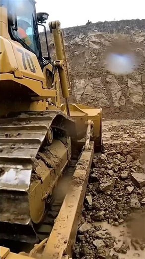 Bulldozer Powering Through Mud & Rocks! 🚜 Heavy Equipment Action