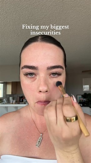 ✨✨Brighten up tired eyes with the Tarte Colored Clay CC Undereye Corrector ✨. Instantly conceal & correct dark circles 🌙💖 for a fresh, radiant look all day. Lightweight, creamy & easy to blend – your secret to glowing eyes 👀. 👉 Shop now & shine with confidence! 🌟https://giftssea.com/products/undereye-corrector | Giftssea