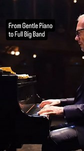 „Little White Lies“ – live im Stadttheater Fürth. Piano trifft Big-Band-Power. Das ganze Video gibt’s auf unserem YouTube Kanal von Wavehouse Entertainment zu sehen. #thilowolf #thilowolfbigband #bigbandjazz #wavehouseentertainment #bigband | Thilo Wolf