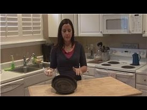 Housecleaning Tips : How Do Onions Remove Rust?