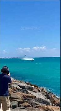 F-22 Raptor Sonic Boom Over Ocean | Insane Vapor Cone Flyby 🌊✈️