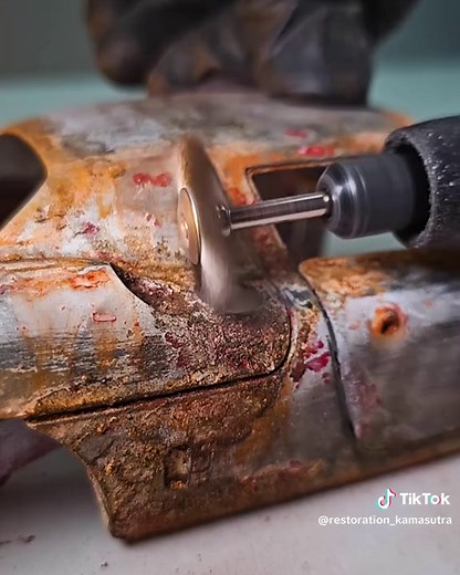 Restoration of Ferrari 250 LM at Le Mans