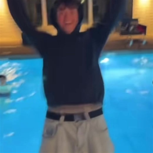 Emerging at the pool #mog #faceiq #mogger #pool #emerging | Pool
