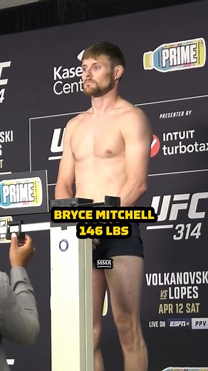 Bryce Mitchell makes weight and immediately exits the room #UFC314 | MMA Fighting