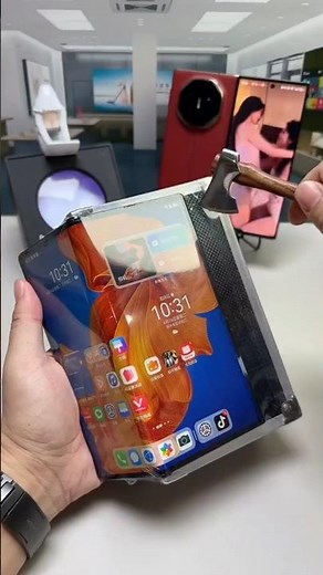 Honor Magic V3 Hands-On | Sleek Design Meets Foldable Innovation #shortsfeed #shorts