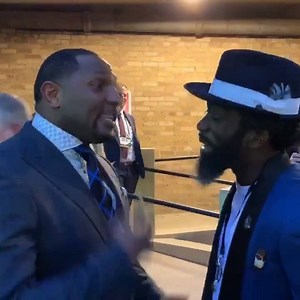 "That's back-to-back!" Ray Lewis congratulates fellow Baltimore Ravens legend Ed Reed on his Hall of Fame induction. | NFL on FOX