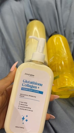 Glutathione collagen body lotion 🔥 𝐀𝐃𝐃: 𝐋𝐔𝐌𝐈𝐍𝐎𝐔𝐒 𝐁𝐎𝐃𝐘 𝐖𝐀𝐒𝐇 𝑨𝑪𝑻𝑰𝑽𝑬 𝑻𝑶𝑵𝑰𝑵𝑮 𝑶𝑰𝑳 = 🟡 Instant Brighter and even skin tone Don’t forget to exfoliate/ Lightening scrub at least 3 times a week 🙏😊 Link 🔗 in bio to shop ⬆️ Available at the owerri and port harcourt store 🏬 | Jenny’s Glow Nigeria