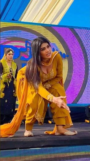 Punjabi Dance Performance 💃 | Latest Bhangra & Giddha Dance 2026 | Punjabi Orchestra Live Show