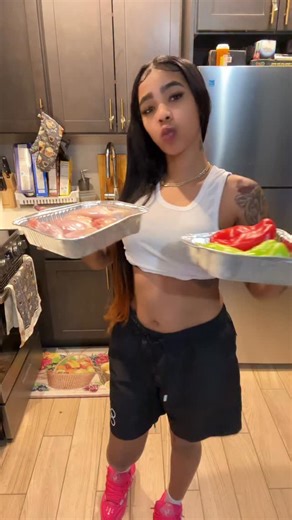 La Cheff👩🏽‍🍳 on Instagram: "Me Burrrle hay🥱"