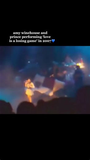 Amy Winehouse and Prince Performing 'Love is a Losing Game' in 2007