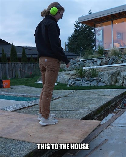 The House Feels Real Now! | Jenna Phipps