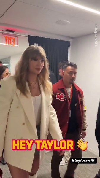 Taylor Swift is chic in a white blazer at the 2025 Super Bowl