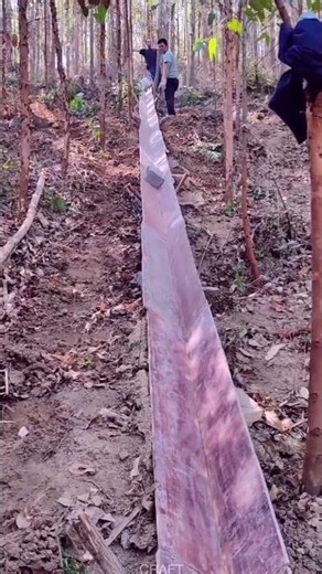 Genius DIY! Make a Brick Conveyor Trough with Wood Planks