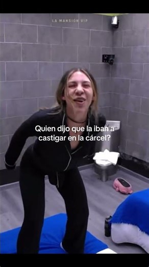 Eli never loses her spark, no matter where she is 😅🤭 #humor #carlosalberto #eliesparza #video