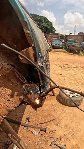 217K views · 897 reactions | Don’t Scrap It Yet—This Rust Trick Brings Cars Back to Life! #workshop #diy #repairshop #repair #mechanic | Topspeedgermany | Facebook