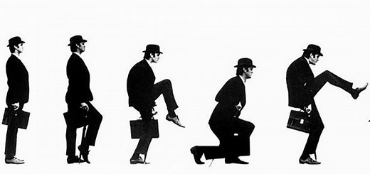 Waarom je de silly walk uit Monty Python moet doen