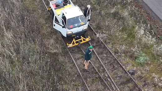 How I built a go-kart that rides on abandoned railroads