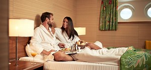 Übernachten - ss Rotterdam • by WestCord