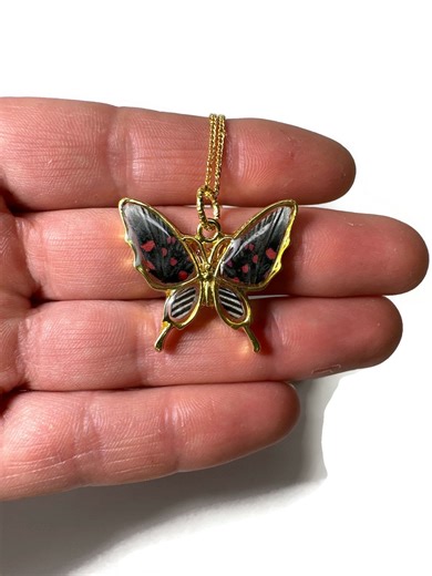 Real Butterfly Wing Pendant, Butterfly Jewelry, Gifts for Her, Resin Necklace - Etsy