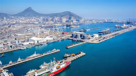 1K views · 19 reactions | Jest taki kraj gdzie przyjaciele mieszkają………………. | Andre Skarka | Facebook