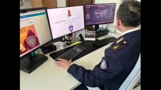 Si è conclusa l’indagine internazionale denominata “Switch off” per il contrasto al cybercrime e alla pirateria audiovisiva che ha consentito di acquisire indizi di colpevolezza nei confronti dei 31 componenti di un gruppo criminale organizzato a carattere transnazionale, accusati della diffusione di palinsesti televisivi ad accesso condizionato, accesso abusivo a un sistema informatico, frode informatica, intestazione fittizia di beni e riciclaggio. Oltre cento operatori della Polizia postale h