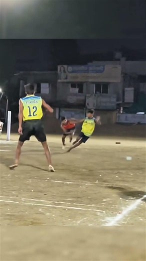 Amazing attitude sky dive wicket 😱☠️