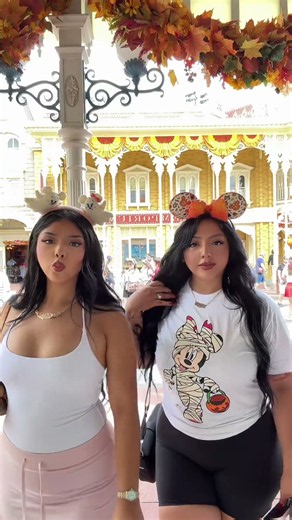 Catch us at Disney every week! #fyp #viral #disney #disneyworld