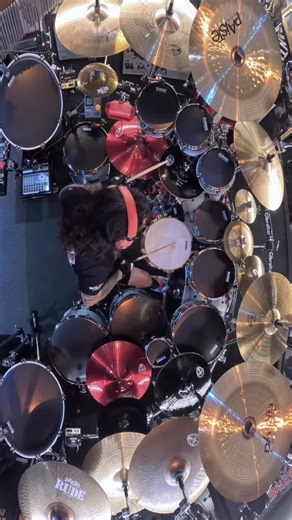 Aquiles Priester on Instagram: "TVMaldita Presents: Aquiles Priester performing “Time” from the award-winning album Angels Cry (Angra – 1993) A new collaboration is coming soon, featuring: Vocals: @thiagobianchiofficial�Guitars: @eduardanuy & @guilhermetorresgtr�Bass: @danimatosmusico & @xakol�Keyboards: @fabio_laguna�Drums: @aquilespriester Veja essa e outras músicas de sucesso da carreira de Andre Matos em uma cidade perto de você! 05/03 – Chapecó/SC – Lang Palace 06/03 – Porto Alegre/RS – Opi