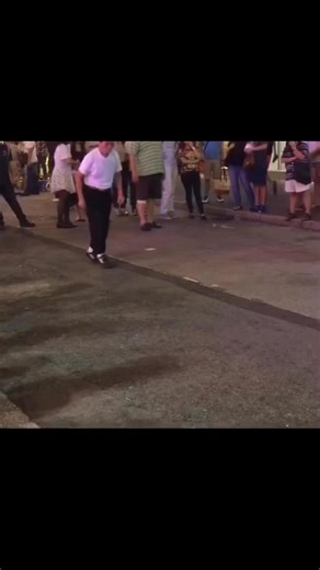 117K views · 221 reactions | 2017 旺角街頭表演 Join our telegram here: https://t.me/+h2UzvZ_gJLBjNzQ1 | Hong Kong Nightlife | Facebook