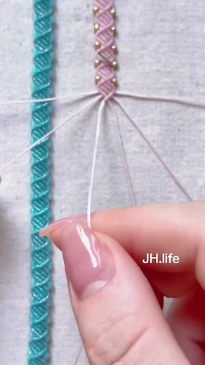 Macrame Bracelet Tutorial: Easy Gift Ideas Using Waxed Cord