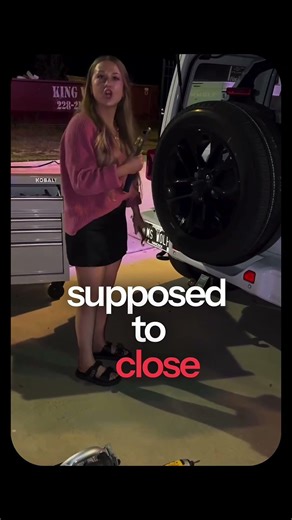 I’m Not Sure How To Tell Her… #funny #hopecore #hopelesscore