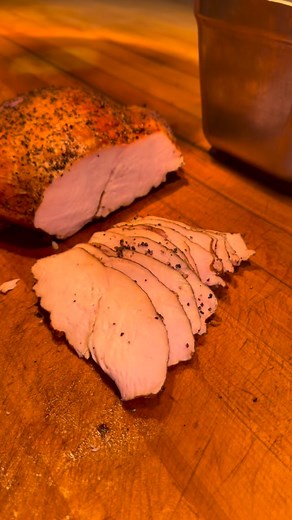 🦃 Don’t miss out — we’ve got a few whole smoked turkeys left! 🍗🔥 Plus all the sides fixings so you can host stress-free 🙌 Everything comes boxed up ready to reheat and serve on Thanksgiving Day 🥧🍽️ Hosting Friendsgiving or planning a company feast? We’ve got you covered — email catering@mapleblockmeat.com 💌 🔗 Link in bio to order! @grandcentralmarketla #culvercity #losangeles #thanksgiving #friendsgiving #smokedturkey #laeats #holidays #turkey #thanksgivingdinner | Maple Block Meat Co.