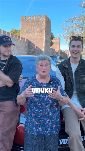 andrija lagan sam on Instagram: "POKLANJAMO TESLU MODEL S! 🧡 Da biste učestvovali u nagradnoj igri obavezno: 🚀 Pratite profil @vostcast.tv i sve profile koje taj profil prati! 🚀 Takođe, tagujte 1 prijatelja ispod objave, jer postoji šansa da će neko iz komentara osvojiti vredne nagrade poput Iphone 16. 📅 Tačan datum izvlačenja za TESLU objavićemo uskoro, a dotle – možda baš ti osvojiš neku od vrednih NEDELJNIH nagrada! SREĆNO SVIMA!"