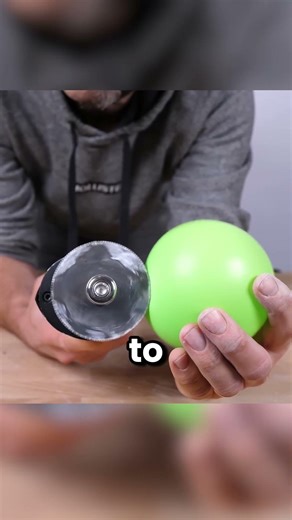 What happens if a cast saw touches skin?