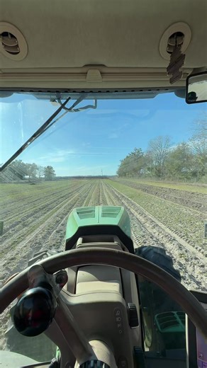 beddin em up #watermelons2k26 #johndeere #7215r #kuntry #floridaag