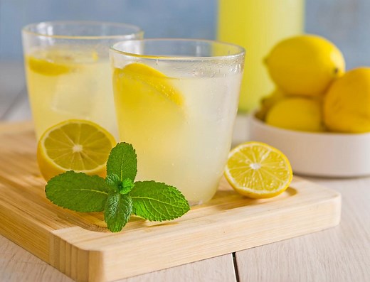 Cómo hacer limonada casera (receta FÁCIL) - PequeRecetas