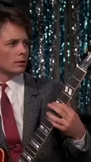 Nostaljikss on Instagram: "❤🎬 Back To The Future (1985) 🎶❤️ Song...Earth Angel (1959) #backtothefuture #earthangel #nostaljikss #elvispresley #movie"