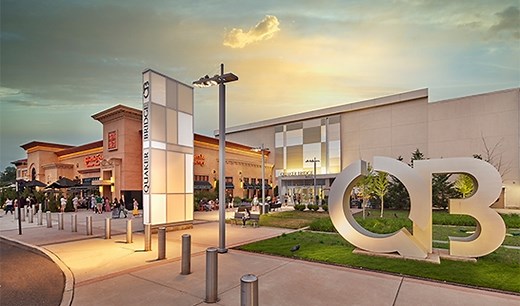 Quaker Bridge Mall®