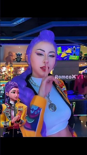 KPop Demon Hunters cosplay singing Golden 🎵 pt20 #kpdh #kpopdemonhunters #cosplay #rumi #jinu