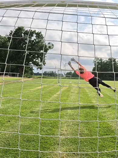 Mastering Goalkeeping Techniques for Better Saves