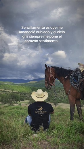 Sentimental: frase de Joan Sebastian que inspira nostalgia