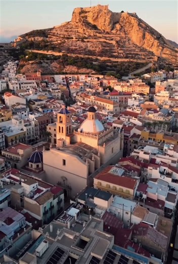 Explore Alicante: Beaches and Cultural Heritage
