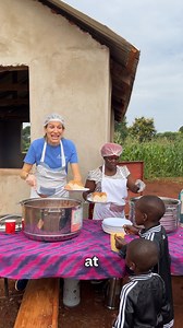 We love our cooks, and so do the kids in our program! These volunteers help kids in our program to have full bellies and meet their nutrition needs 💙 | Compassion International