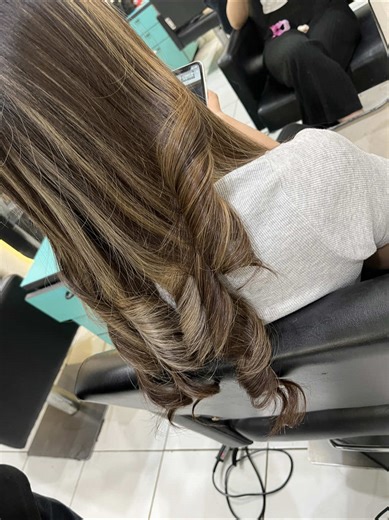 Transform Your Look with 4D Balayage Techniques