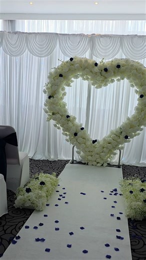 Your dream wedding starts here 💍 At The Kings Park Hotel, we turn magical moments into unforgettable memories. From the ceremony to the last dance, let us host the most special day of your life. ✨ Now taking wedding bookings 📩 Enquire today to secure your date
