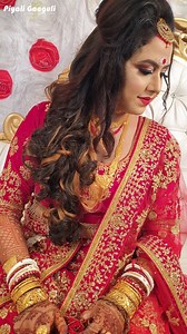 Beautiful Bride💕 #IfYou #LikeMyPost #PleaseSHARE #withLove💖 For Booking or Training #Call 📲 9733561676 Instagram Link https://www.instagram.com/piyaligangulimakeup Youtube Link https://www.youtube.com/piyaliganguli Salon FB Link https://www.facebook.com/florencehairandspaparlour/ | Bridal Makeup artist Piyali Ganguli