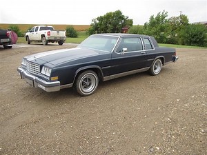 1981 Buick Lesabre Limited Coupe 2 Door Car | Transportation