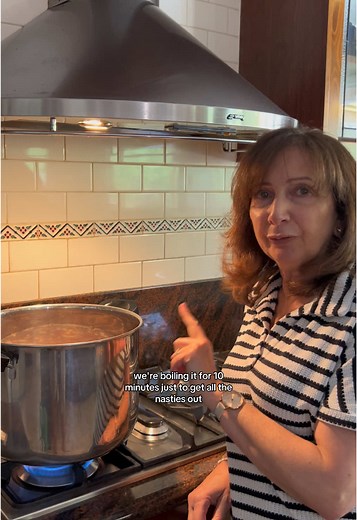 Homemade Bone Broth Recipe with Grass-Fed Beef Bones