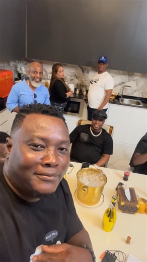 We are in the CEO’s office of chapter 1 | Comedian faculty