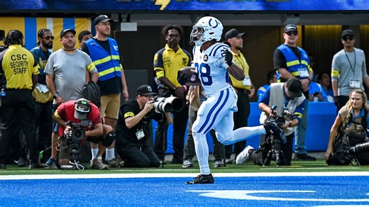 HIGHLIGHT | Jonathan Taylor rushes for 23-yard touchdown vs. Chargers